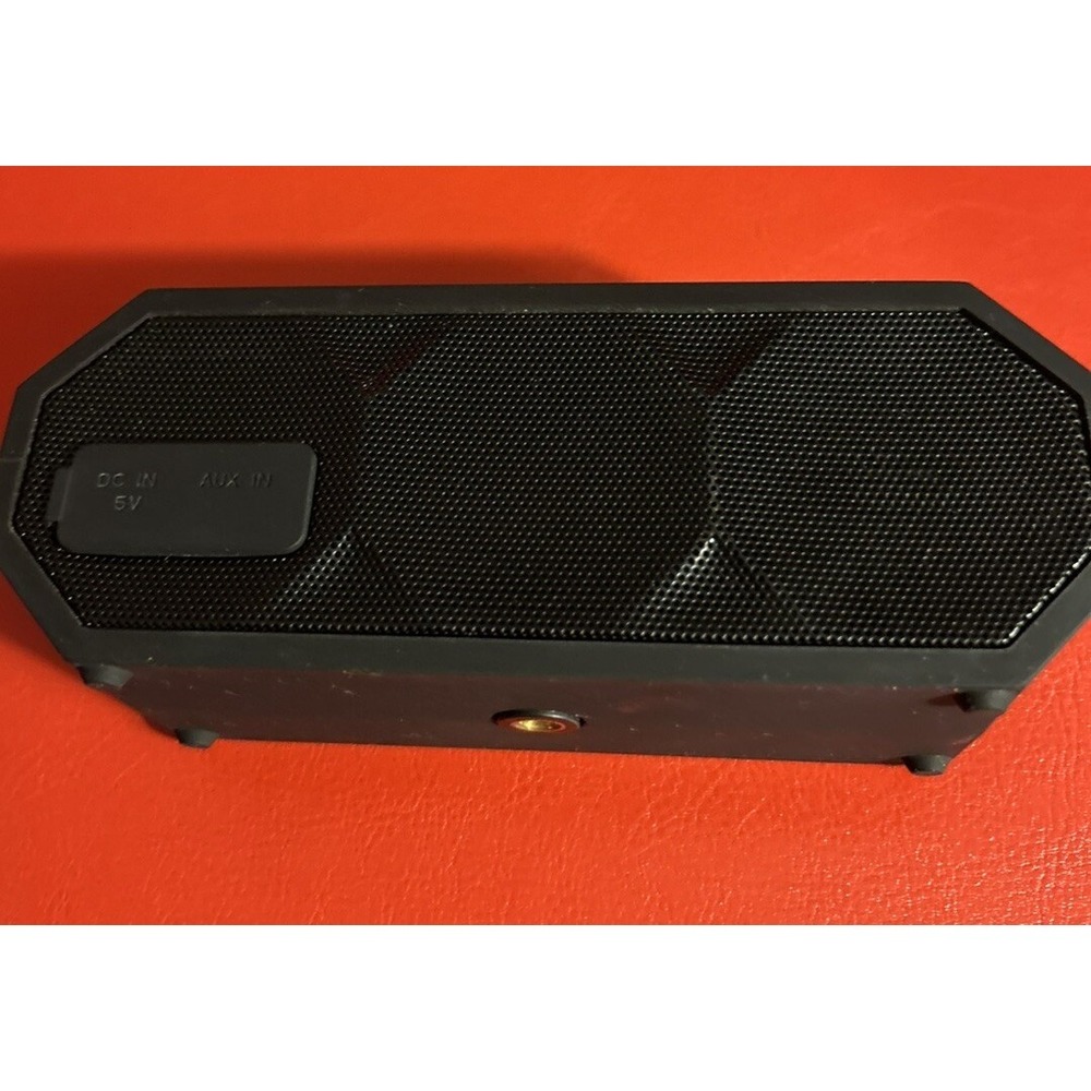 Altec Lansing Bluetooth Speaker - Excellent Condition - Picture 3 of 7